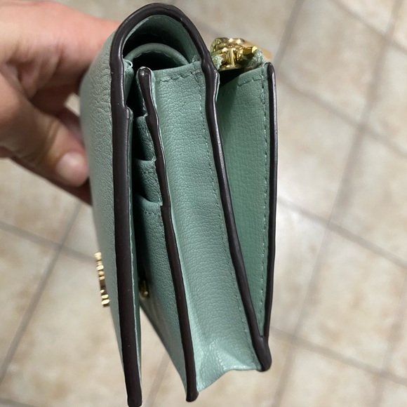 Michael kors wallet - Picture 4 of 4